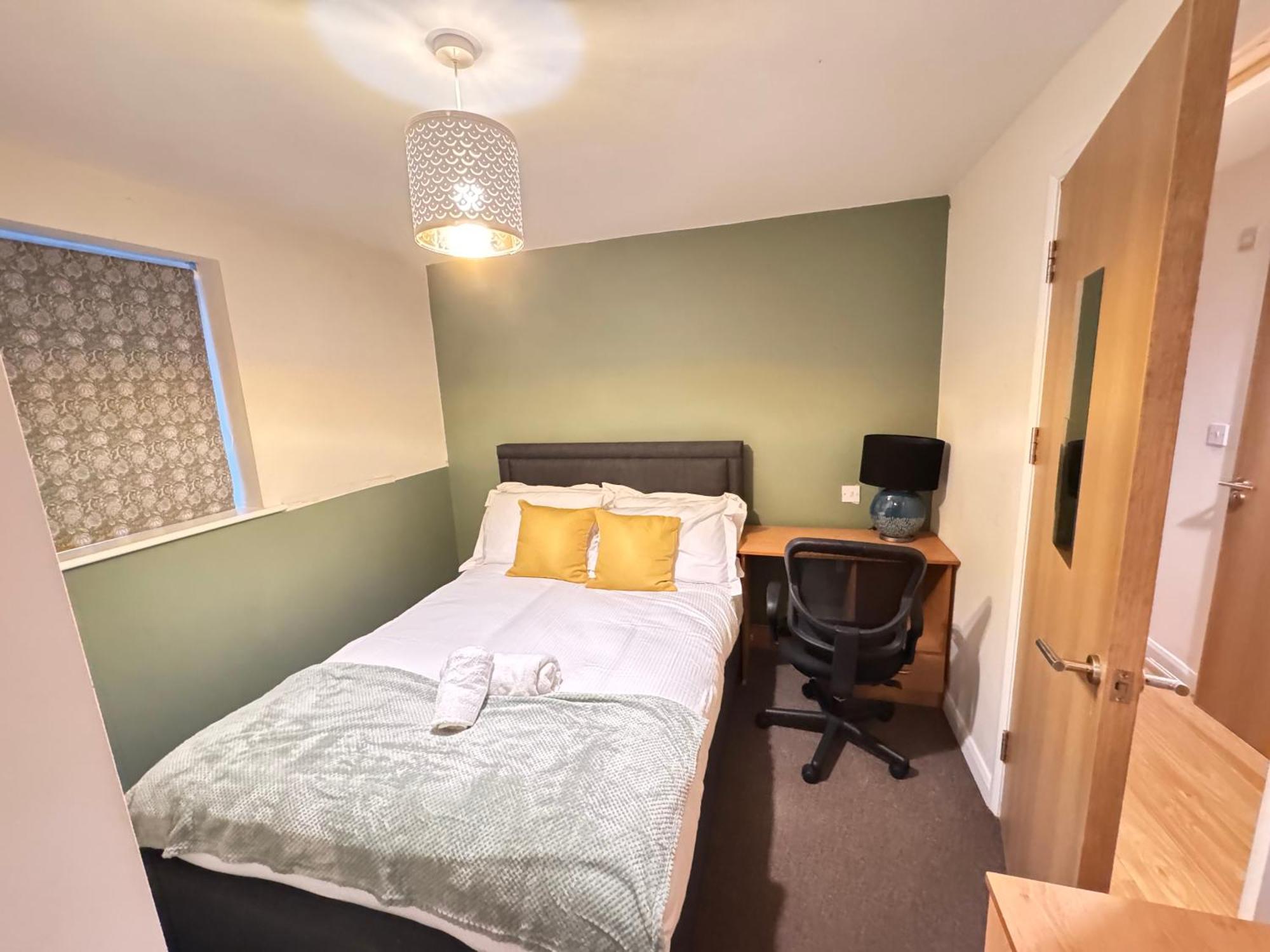 The Vogue Stay, 3 Bedrooms, 2 Bathrooms, Ideal For Jr & Oxford Hospitals, Free Carpark, Conveniently Located For Ring Road Access, 2 Miles From Oxford City Centre Easy Car & Bus Route Buitenkant foto