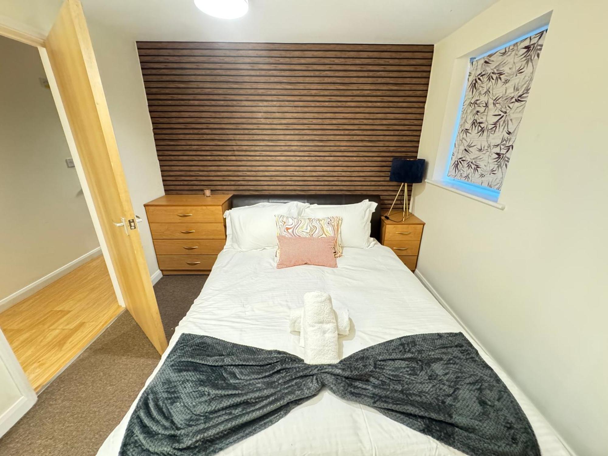 The Vogue Stay, 3 Bedrooms, 2 Bathrooms, Ideal For Jr & Oxford Hospitals, Free Carpark, Conveniently Located For Ring Road Access, 2 Miles From Oxford City Centre Easy Car & Bus Route Buitenkant foto