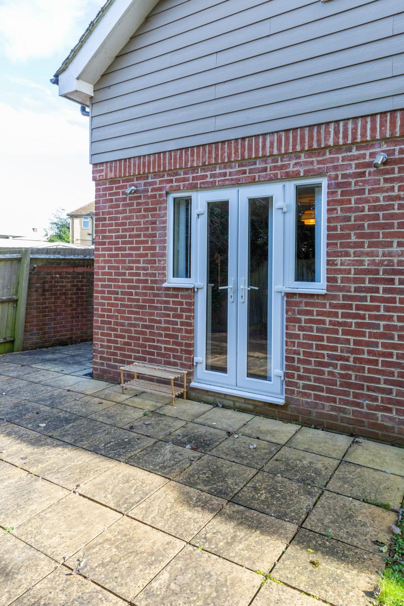 The Vogue Stay, 3 Bedrooms, 2 Bathrooms, Ideal For Jr & Oxford Hospitals, Free Carpark, Conveniently Located For Ring Road Access, 2 Miles From Oxford City Centre Easy Car & Bus Route Buitenkant foto