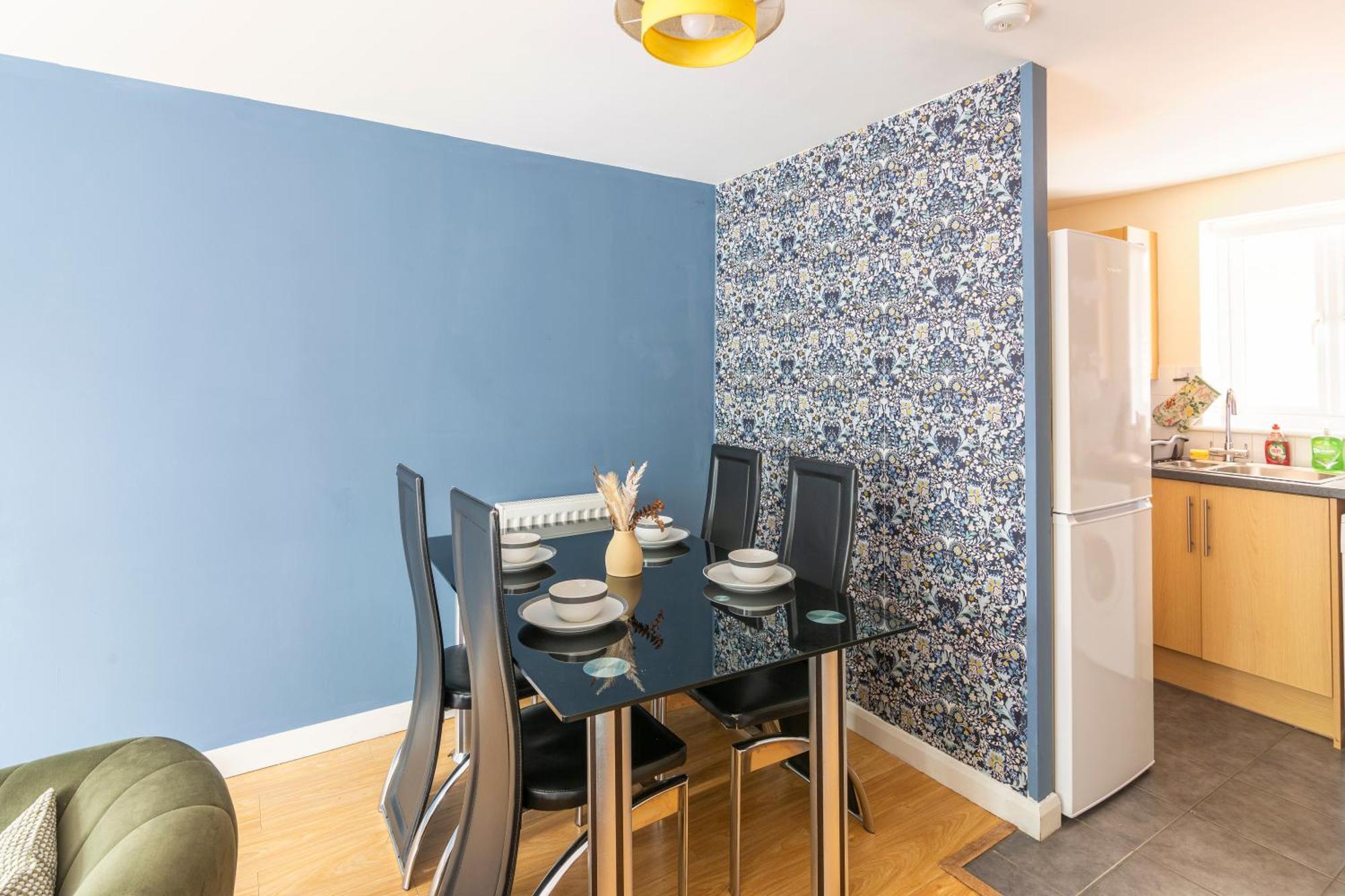 The Vogue Stay, 3 Bedrooms, 2 Bathrooms, Ideal For Jr & Oxford Hospitals, Free Carpark, Conveniently Located For Ring Road Access, 2 Miles From Oxford City Centre Easy Car & Bus Route Buitenkant foto